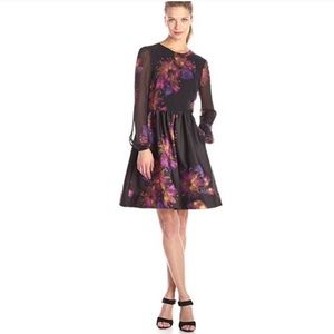 Taylor dress (damaged) see pic